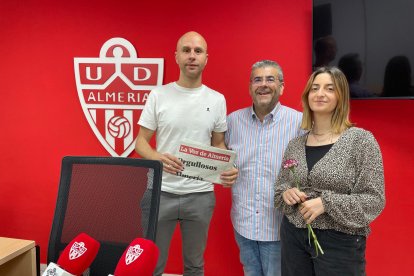 Carlos Felipe y Carla Moreno, de UDA Radio.