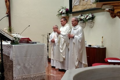 Llevaron la ceremonia de una manera perfecta.