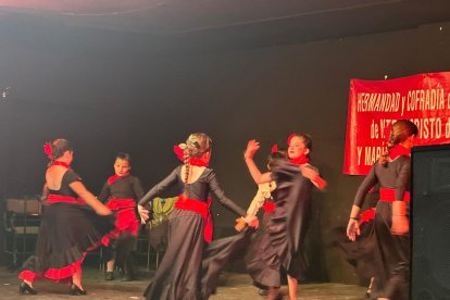 Cruz de Mayo de la Unidad en el barrio de Piedras Redondas.