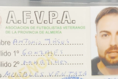 Su ficha deportiva.