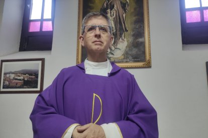 El Padre Jesús Tortosa ofició la misa. 