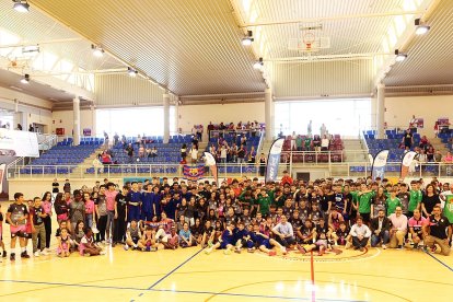 Foto de familia de todos los participantes