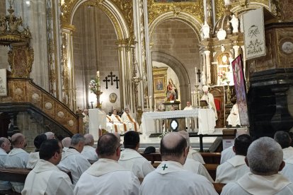 Celebración en la Catedral de San Juan de Ávila, patrón del clero español.