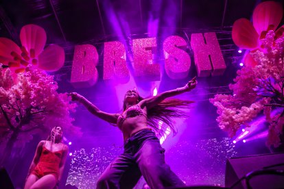 Fiesta Bresh para cerrar la primera jornada de Solazo.