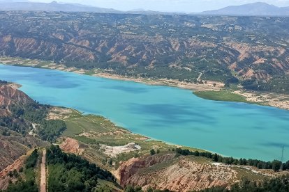 El color especial que hace diferente a este embalse.