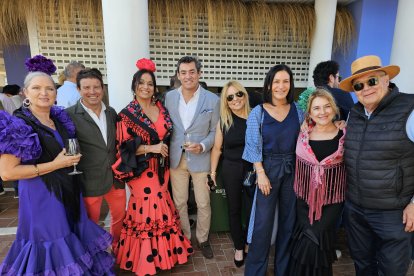 Carmen Puertas, José Roig, Mar Rubio, Pedro López, Belén Páez, Carmen Góngora, Ángeles Cruz y Antonio Gutiérrez.