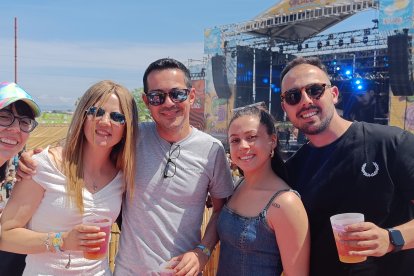 El equipo de la editorial Círculo Rojo ha estado representado por Álvaro, Yaricsa, Noelia, Alicia y su fundador Alberto Cerezuela.