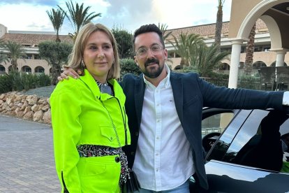 Merche de Construcciones y Promociones Luanfra y Carlos de Beltrán Asesores.