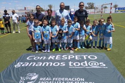 El 'Poli' El Ejido con sus medallas.