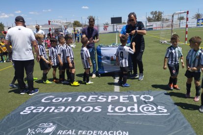 La Cañada recogiendo su premio.