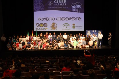 Acto de entrega del carnet de 'Ciberexpert@' en El Ejido.