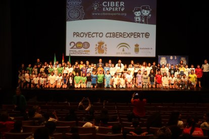 Acto de entrega del carnet de 'Ciberexpert@' en El Ejido.