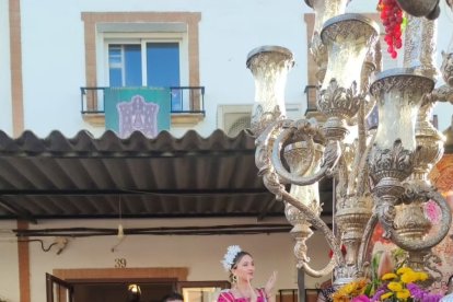 Almería, camino de su presentación ante la Virgen del Rocío.