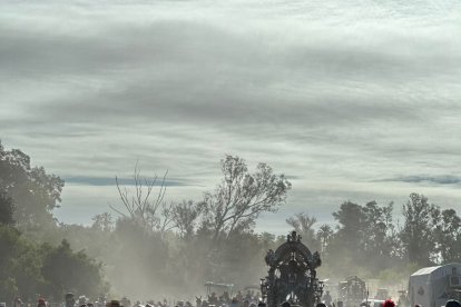 La Hermandad de Almería, en su camino hacia el Rocío.