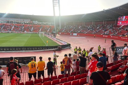 Camino a cumplir un sueño, el héroe del Almería, dentro y fuera del campo.
