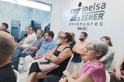 Se realizó una formación sobre la nueva normativa de ascensores que entra el 1 de julio.