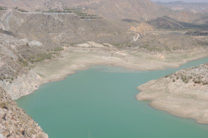La cola del pantano y un aspecto que preocupa.