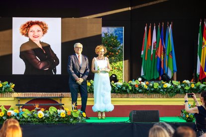 Juan Manuel López, alcalde de Pechina, y Dolores Rodríguez Rodríguez.