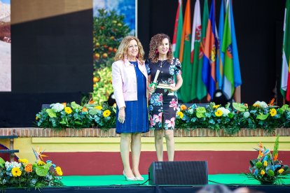 Trini Góngora, alcaldesa de Santa Fe de Mondújar, y María Francisca Navarro Martínez.