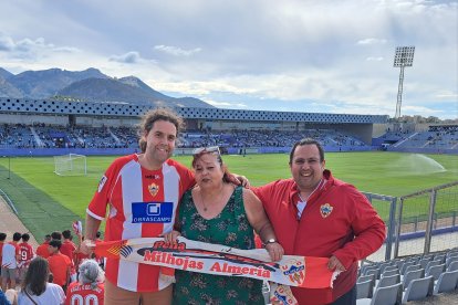 Juan, Cloti y Pepe, incondicionales del Almería.
