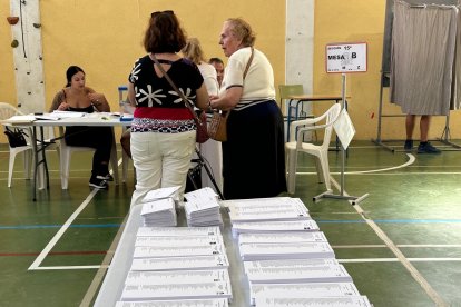 Los almerienses acuden a las urnas.