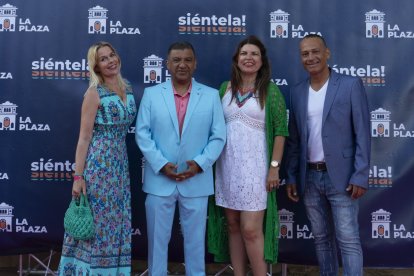 El Presidente del Paseo de las Estrellas Las Vegas Walk of Stars, Pablo Antonio Castro Zavala vino a disfrutar del concierto con sus amistades de Am
