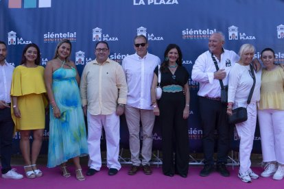 Israel Martínez, José Martínez, Nieves Santana, Tomás Carvajal, Beatriz Montes, Fatiha, Laura Ocampo, Sandra Guevara y Román