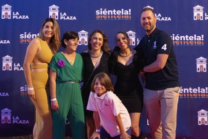 Diego Marcos, Alejandra Corrionero, Mónica Corrionero, Jessica García, Manoli Martí y Marcos