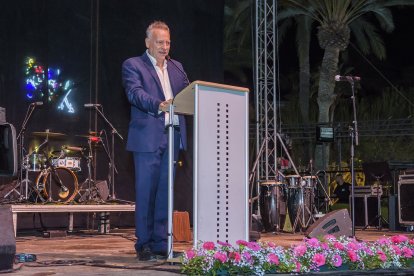 El pregonero de este año ha sido Manuel León, redactor jefe de La Voz de Almería.