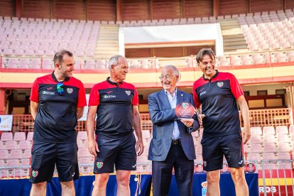 Gabriel Amat con los monitores.