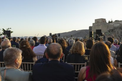 Recepción en la terraza de las Casas Consistoriales en la Plaza Vieja.