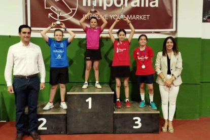 Cantera al poder por los Pabellones de Almería y Andalucía.