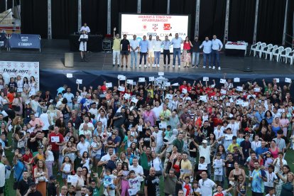 Ambientazo en la fiesta fin de curso de la Escuela EDA. FOTO: Arturo Gómez
