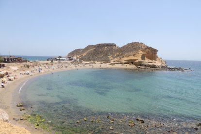 Vista general de la playa de Los Cocedores. A unos pocos metros ya empieza la Región de Murcia con el término municipal de Águilas.