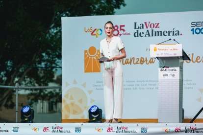 La presentadora de la gala de premios Ana Márquez.