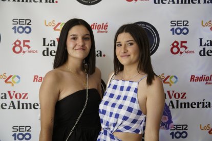 Gómez y Ángela en la Caseta de la Bodega del Jamón en las Fiestas de San Isidro 2024.