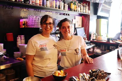Las camareras Natalia y Celeste.