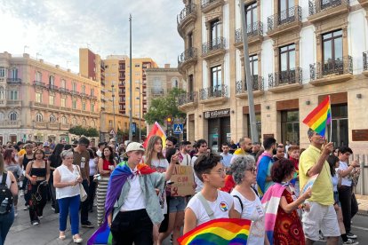 Manifestación durante Día del Orgullo LGBTIQ+ en Almería.