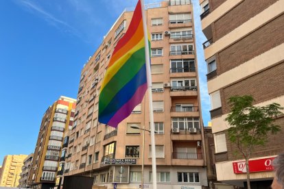 Manifestación durante Día del Orgullo LGBTIQ+ en Almería.