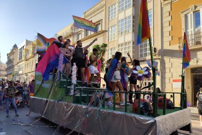 Manifestación por los derechos de las personas LGTBIQ+ en Almería.