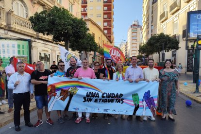 Manifestación por los derechos de las personas LGTBIQ+ en Almería.