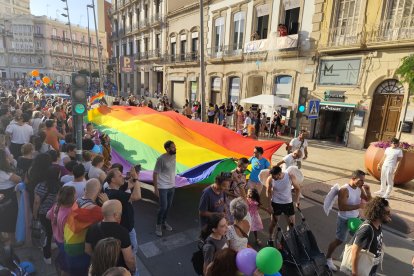 Manifestación por los derechos de las personas LGTBIQ+ en Almería.