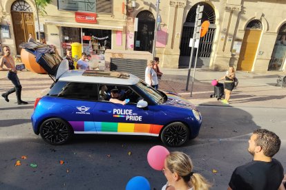 Manifestación por los derechos de las personas LGTBIQ+ en Almería.