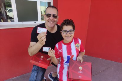 Rubén Galián y el pequeño Marco Galián.