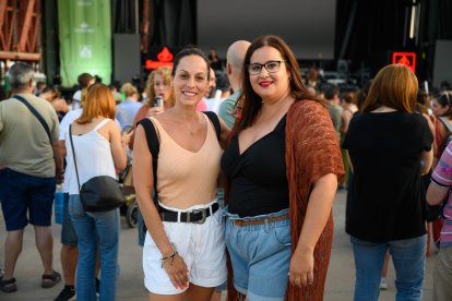 María José Fernández y Ana Alicia Sánchez antes del concierto.