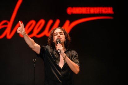 Andreew durante el concierto de Dial al Sol en Almería.