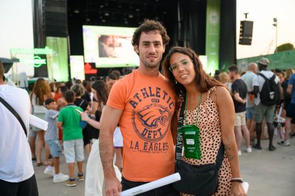 Ismael Varas y Rosa Plaza esperan al comienzo del concierto.