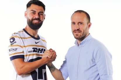 Rubén Duarte y su representante. @juanlu20