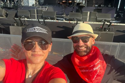 Miembros del Club Adictos a Luis Miguel.