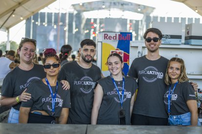 Grupo de camareros del festival.